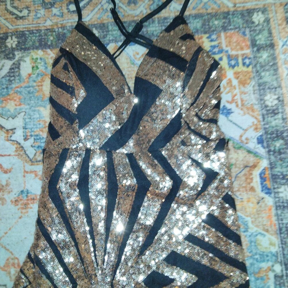 Nwt limerance black gold sequin cocktail dress Small